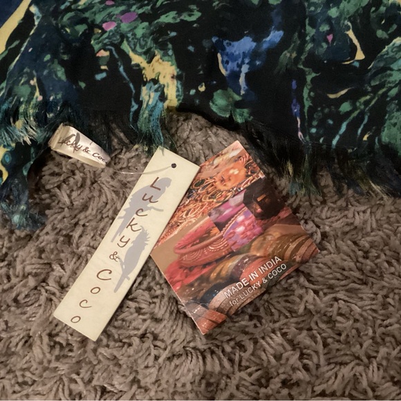 NWT Lucky & Coco Brand Scarf Wrap Green Yellow Emerald Lagoon India Boho gift - Picture 5 of 7